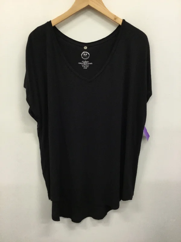 Top Short Sleeve Basic By Maurices In Black, Size: 2x