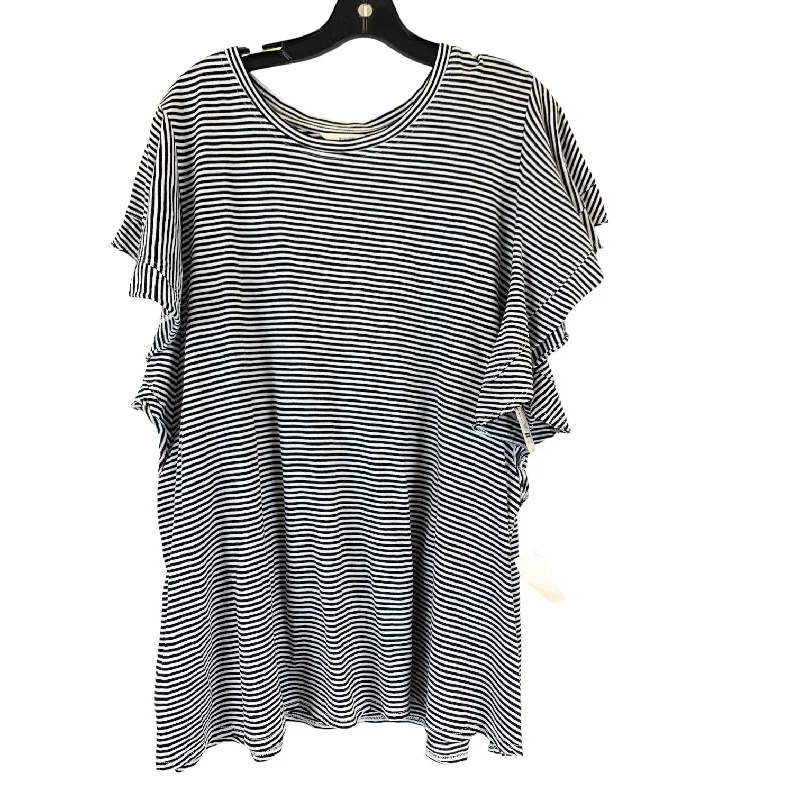 Top Short Sleeve Basic By Terra & Sky  Size: 2x