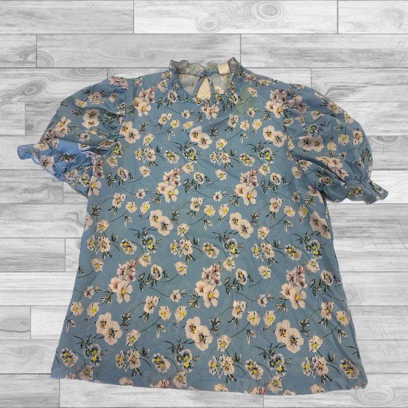 Top Short Sleeve By Clothes Mentor In Baby Blue, Size: Xs