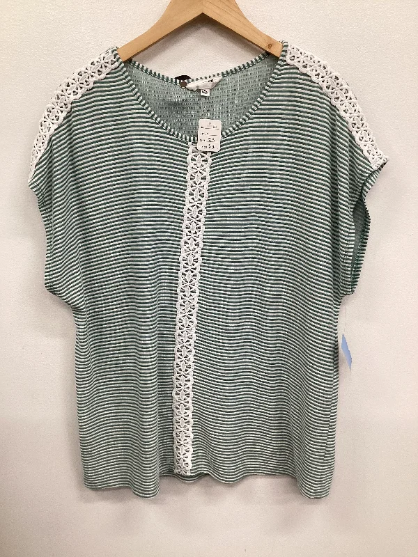 Top Short Sleeve By Clothes Mentor In Green, Size: 2x