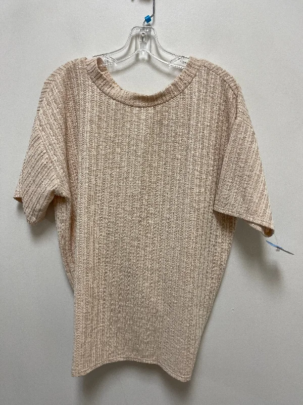 Top Short Sleeve By Gilli In Cream, Size: L